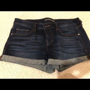 Express Jean short , size 8